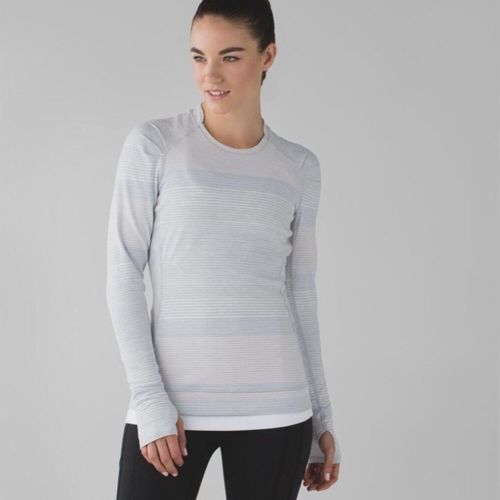 Lululemon Think Fast Long Sleeve Om Stripe Heathered Silver Spoon Size 10